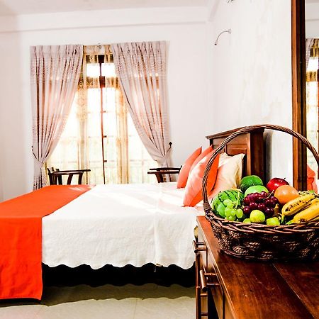 Heavens Door Guest Inn Kandy Exterior photo