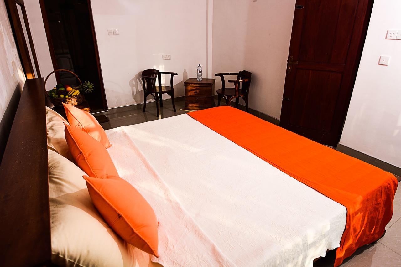 Heavens Door Guest Inn Kandy Exterior photo